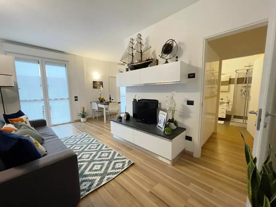 Immagine 9 di Appartamento in affitto  in Via Giuseppe Candiani a Milano