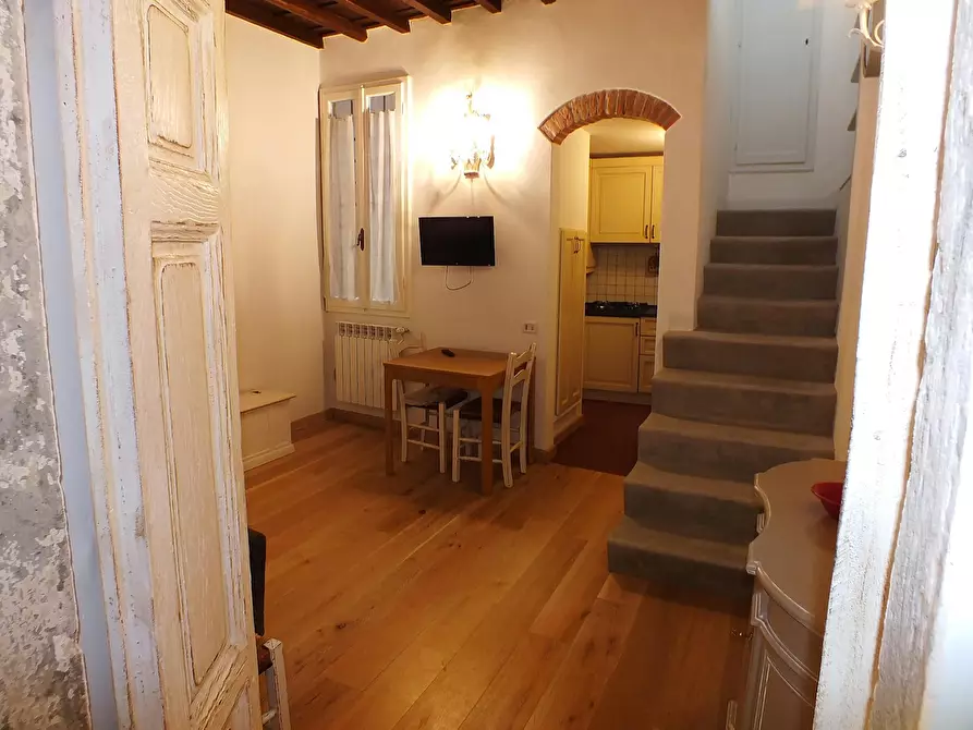Immagine 10 di Appartamento in affitto  in Via Romana a Firenze