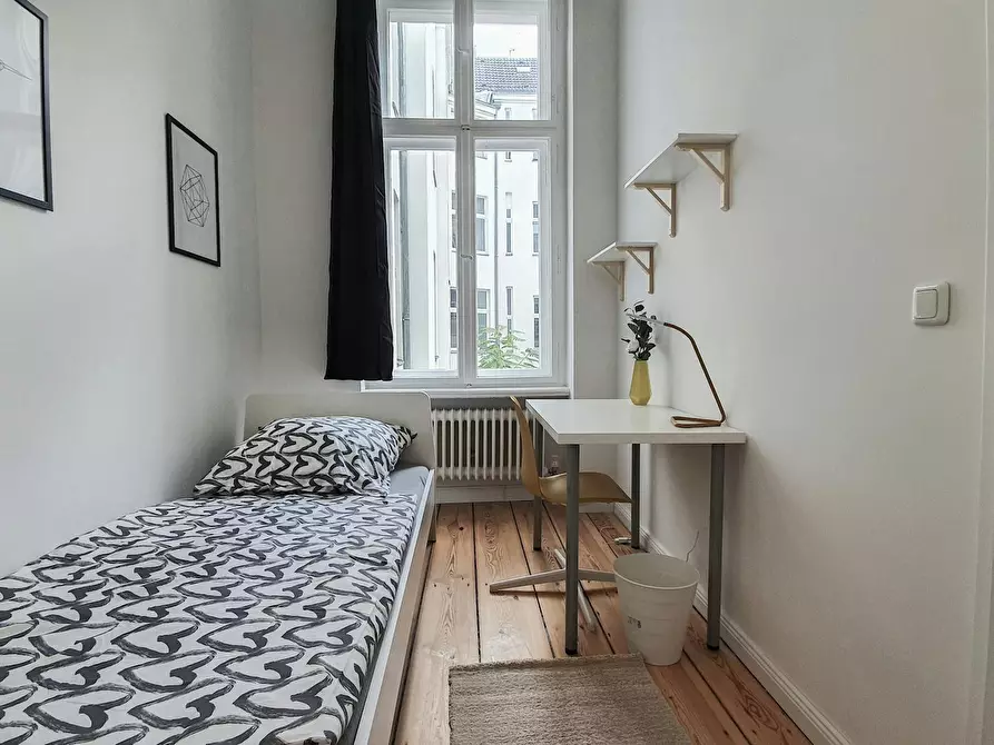 Immagine 2 di Camera in affitto  in Martin-Luther-Straße a Berlin