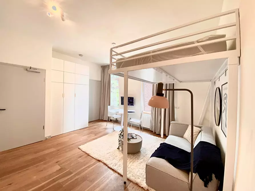Immagine 6 di Appartamento in affitto  in Witte de withstraat a Rotterdam