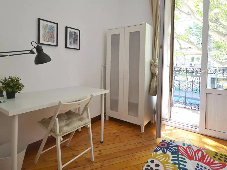 Immagine 2 di Camera in affitto  in Calle de Alberto Aguilera a Madrid