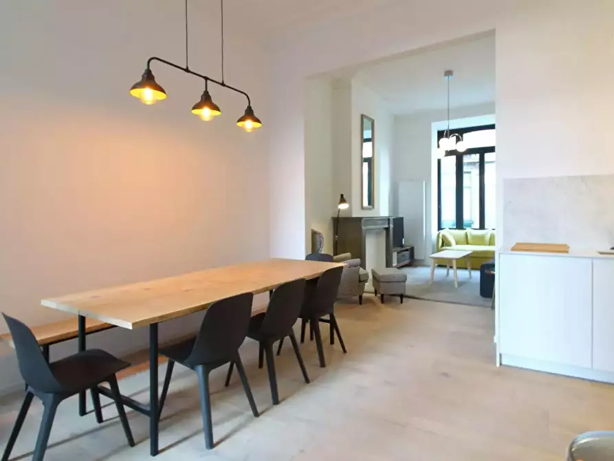 Immagine 1 di Appartamento in affitto  in Rue de Flandre a Bruxelles