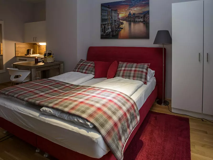 Immagine 1 di Appartamento in affitto  in Willy-Brandt-Allee a München