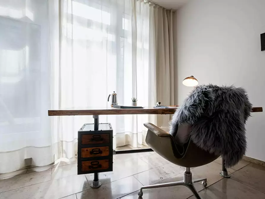 Immagine 5 di Appartamento in affitto  in Stephanienstraße a Düsseldorf