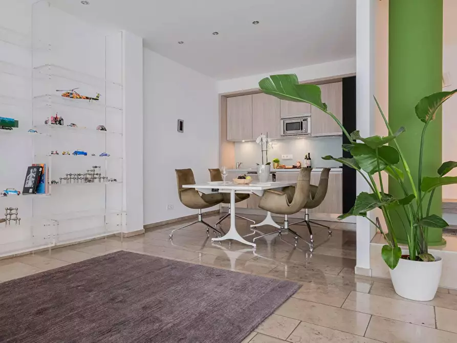 Immagine 4 di Appartamento in affitto  in Stephanienstraße a Düsseldorf