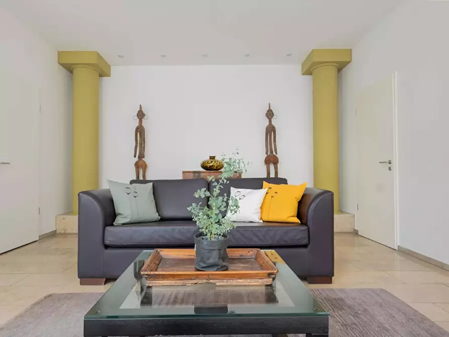 Immagine 4 di Appartamento in affitto  in Stephanienstraße a Düsseldorf