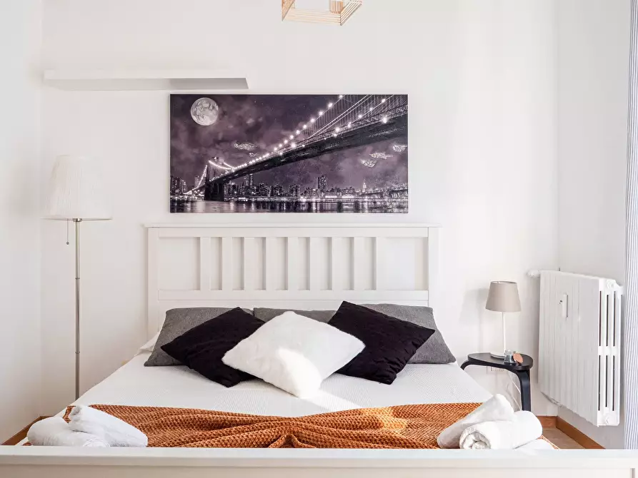 Immagine 2 di Appartamento in affitto  in Via Sangro a Milano