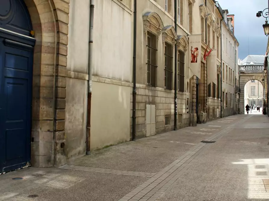 Immagine 2 di Appartamento in affitto  in Rue des Bons Enfants a Dijon