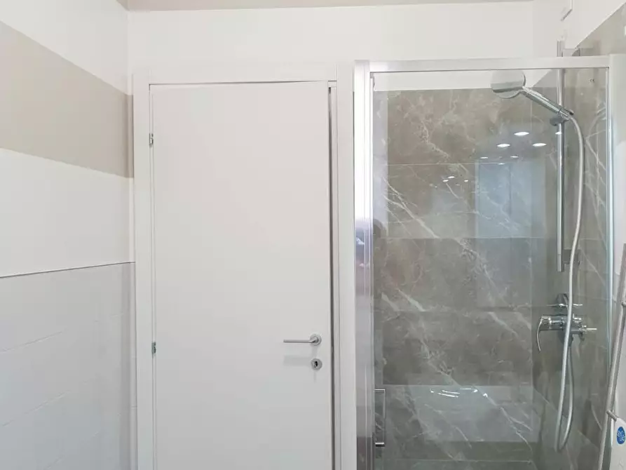 Immagine 6 di Camera in affitto  in Via Disciplini a Milano