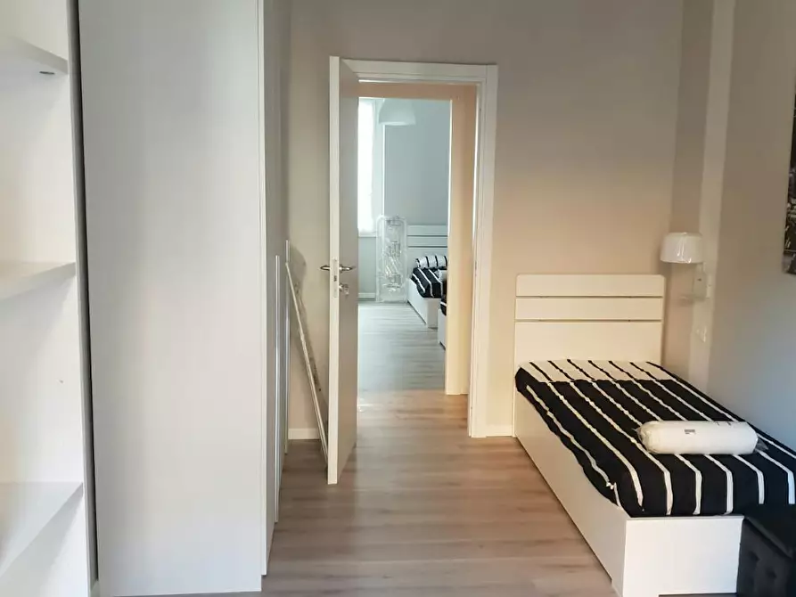 Immagine 6 di Camera condivisa in affitto  in Via Disciplini a Milano