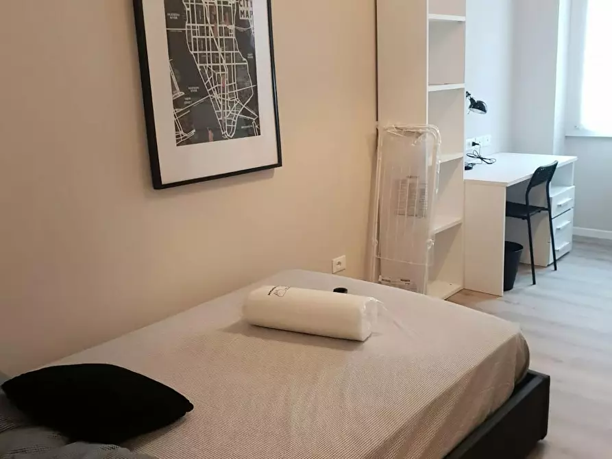 Immagine 1 di Camera in affitto  in Via Disciplini a Milano