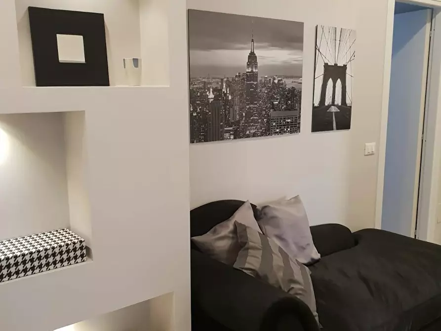 Immagine 3 di Camera in affitto  in Via Disciplini a Milano