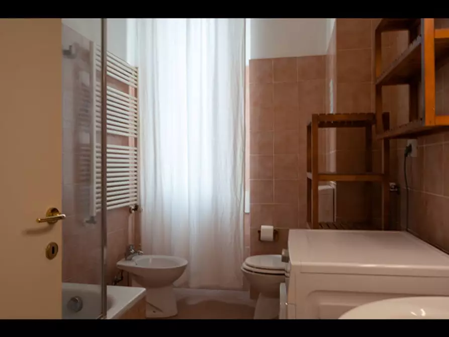 Immagine 3 di Camera condivisa in affitto  in Via Nicola Palmieri a Milano