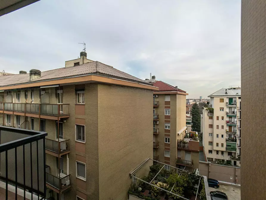 Immagine 5 di Camera in affitto  in Viale Monza a Milano