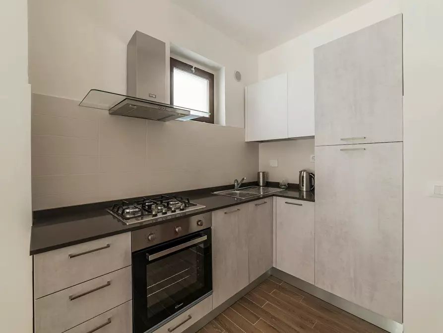 Immagine 8 di Appartamento in affitto  in Via Luigi De Marchi a Roma