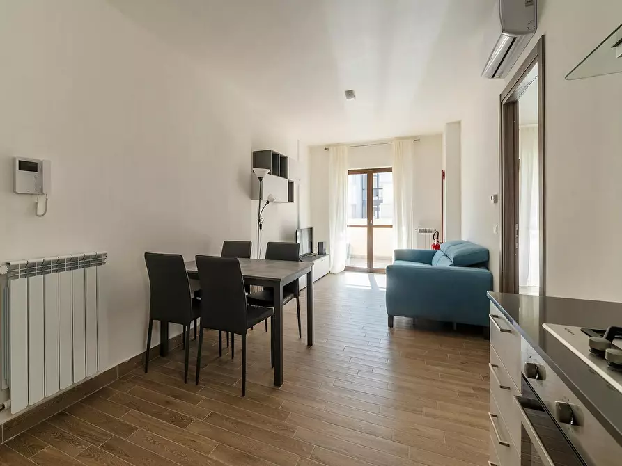 Immagine 5 di Appartamento in affitto  in Via Luigi De Marchi a Roma