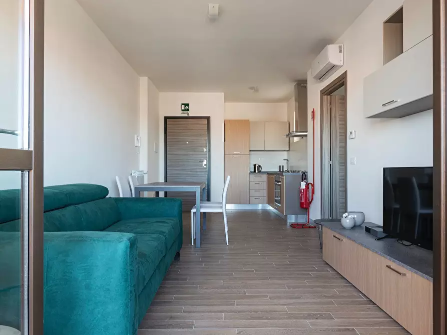 Immagine 6 di Appartamento in affitto  in Via Luigi De Marchi a Roma