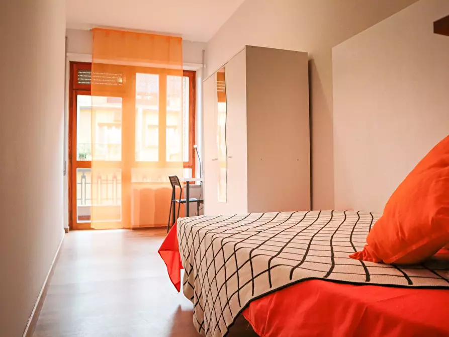 Immagine 2 di Camera in affitto  in Via Tigellio a Cagliari