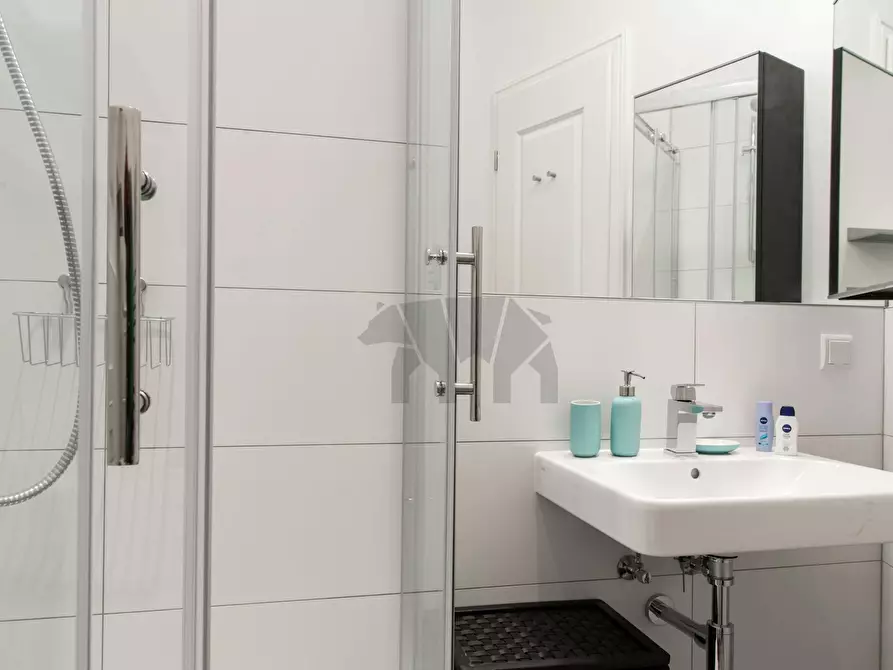 Immagine 9 di Appartamento in affitto  in Helmholtzstraße a Berlin