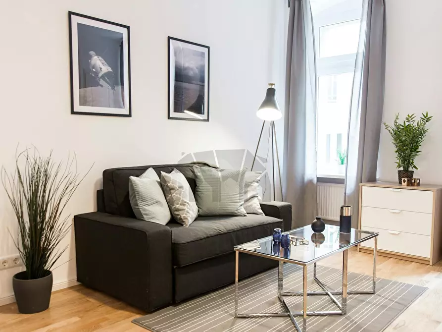 Immagine 1 di Appartamento in affitto  in Helmholtzstraße a Berlin