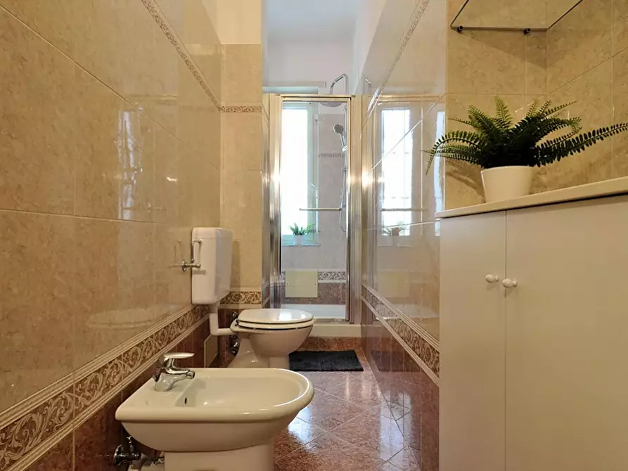 Immagine 6 di Camera in affitto  in Via Perosa a Torino