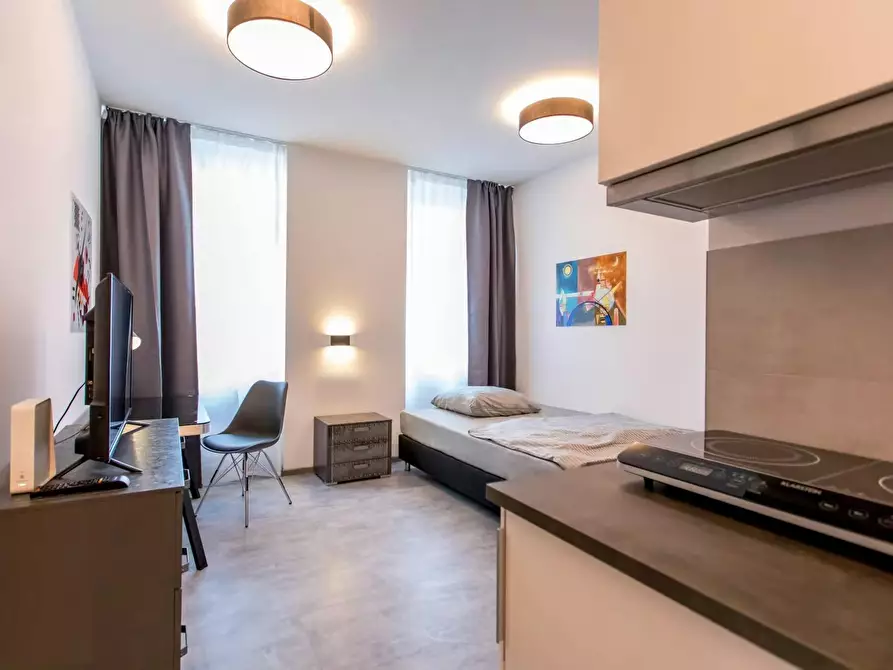Immagine 2 di Appartamento in affitto  in Taunusstraße a Frankfurt am Main