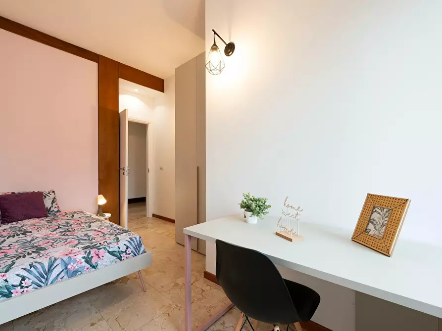 Immagine 1 di Camera in affitto  in Viale Beatrice d'Este a Milano