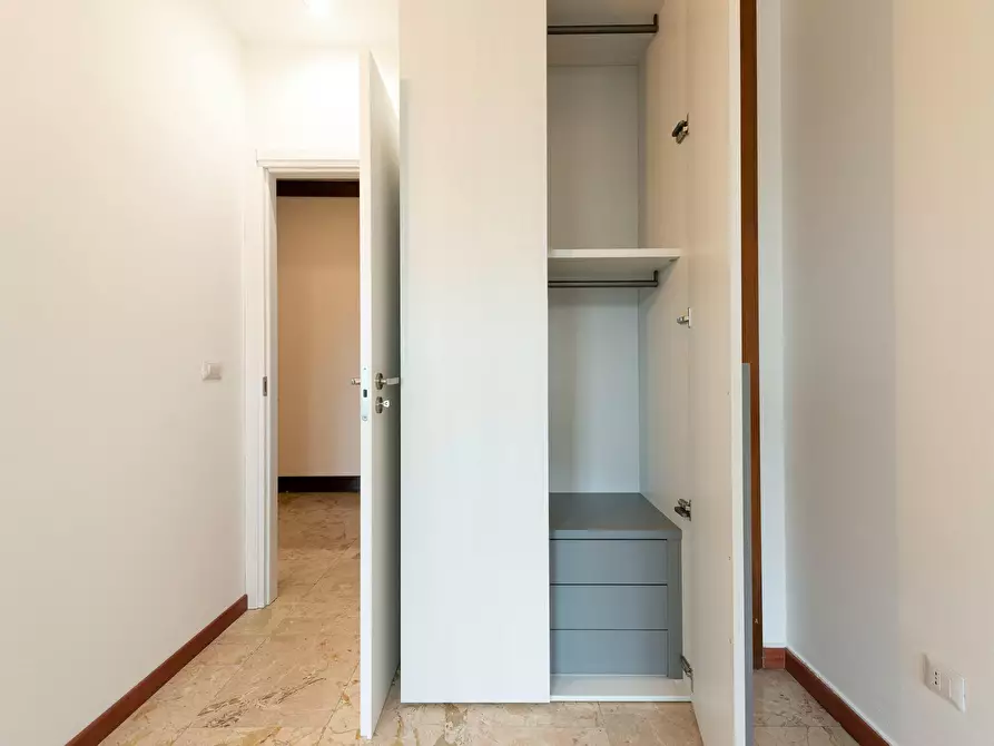 Immagine 3 di Camera in affitto  in Viale Beatrice d'Este a Milano