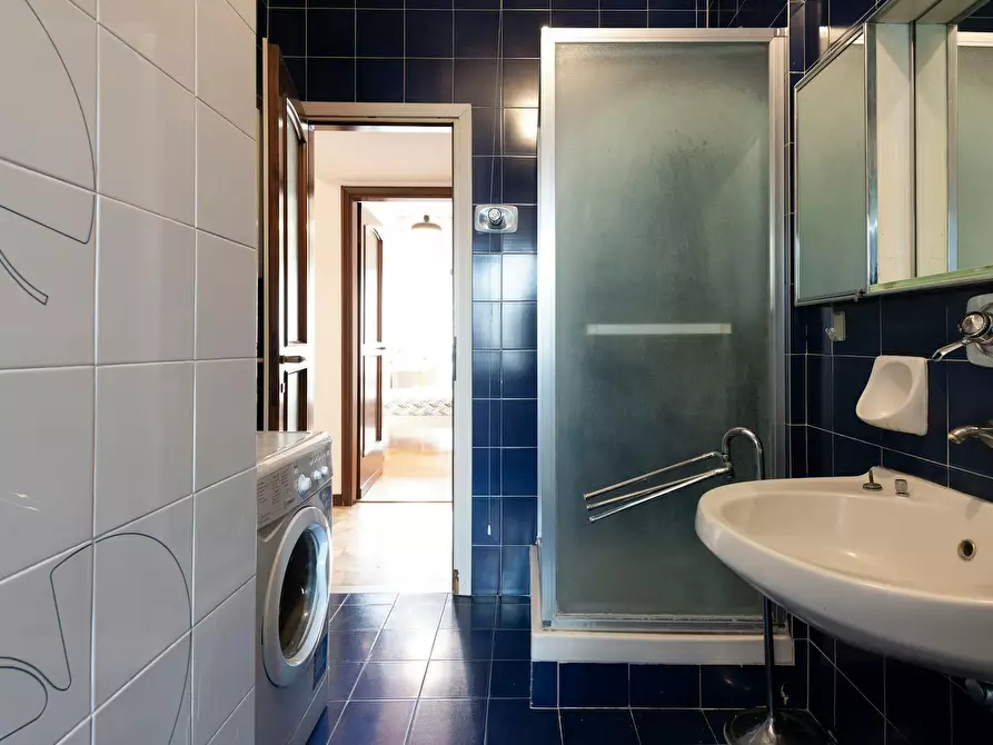 Immagine 9 di Camera in affitto  in Viale Beatrice d'Este a Milano