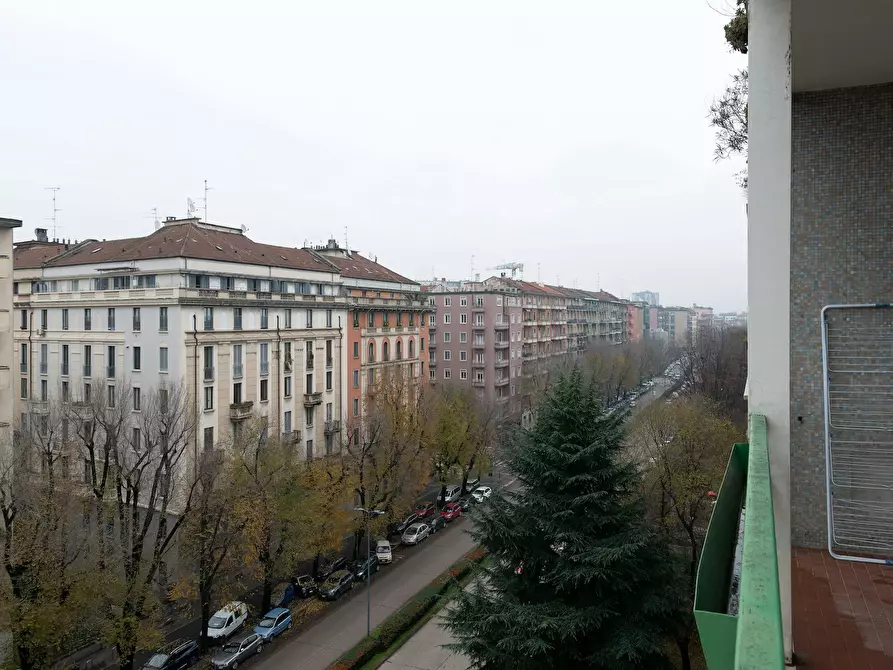 Immagine 10 di Camera in affitto  in Viale Beatrice d'Este a Milano