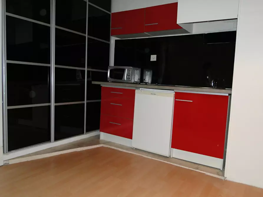 Immagine 1 di Appartamento in affitto  in Avenue Kléber a Paris 16