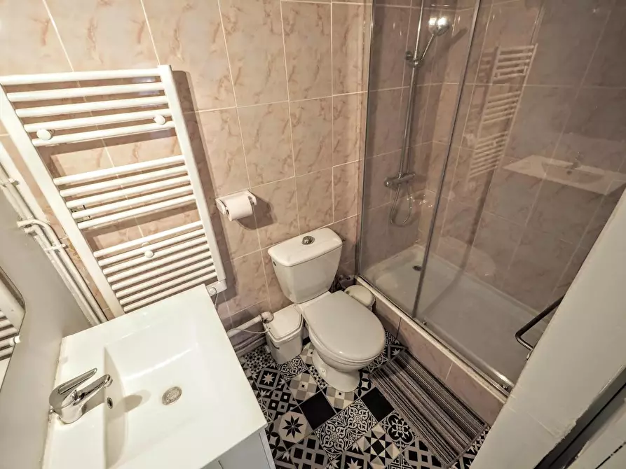 Immagine 10 di Appartamento in affitto  in Rue Léopold Bellan a Paris