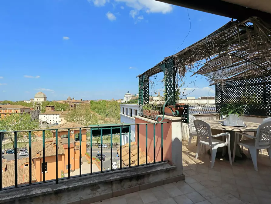 Immagine 8 di Appartamento in affitto  in Via della Botticella a Roma