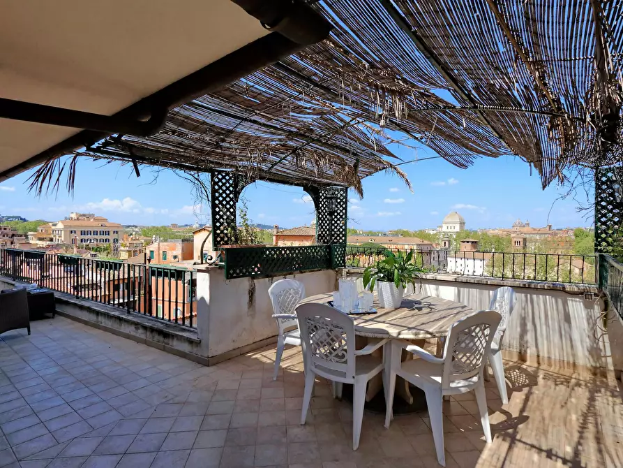 Immagine 9 di Appartamento in affitto  in Via della Botticella a Roma