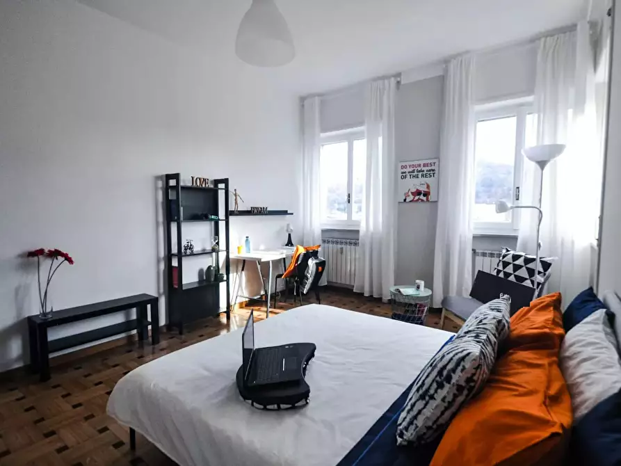 Immagine 2 di Camera in affitto  in Corso Massimo d'Azeglio a Torino