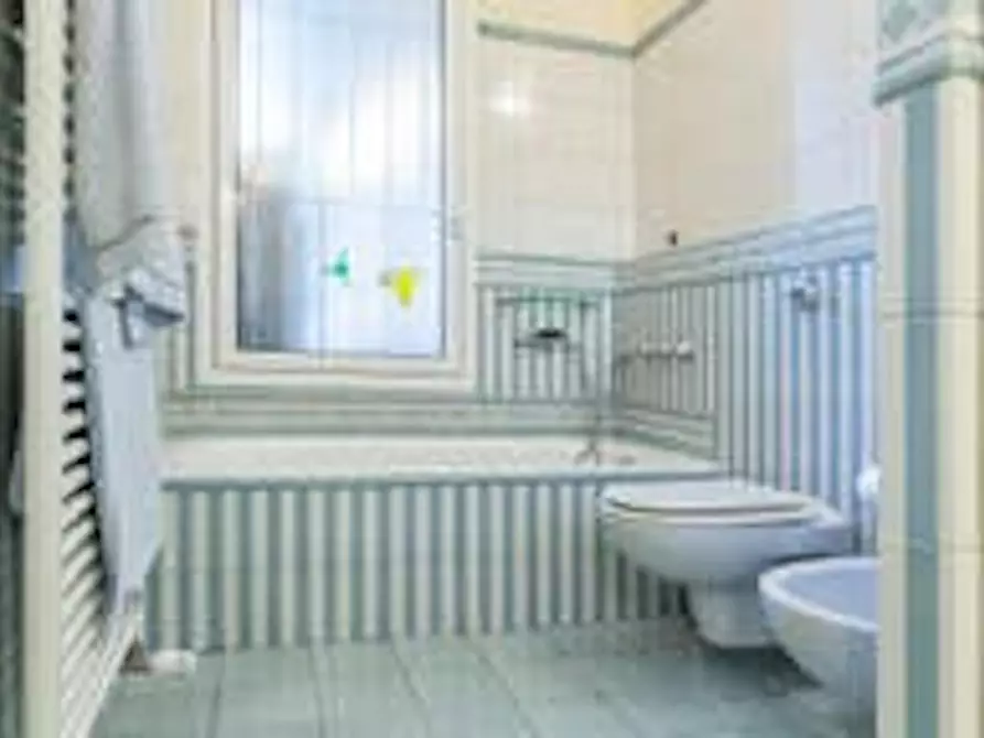 Immagine 3 di Camera in affitto  in Viale Gian Galeazzo a Milano