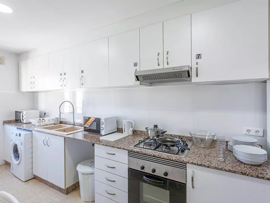 Immagine 7 di Camera in affitto  in Calle Honorato Juan a Valencia