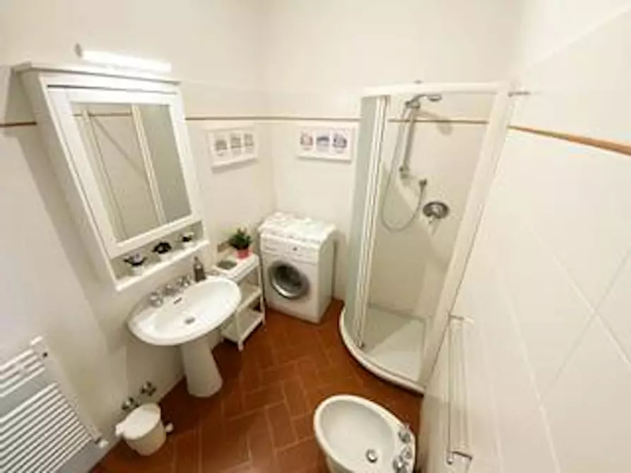 Immagine 10 di Appartamento in affitto  in Piazza di Madonna degli Aldobrandini a Firenze