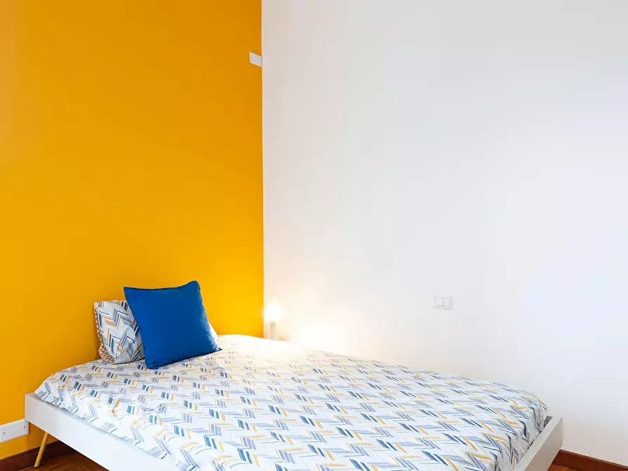 Immagine 3 di Camera in affitto  in Via Leopoldo Cicognara a Milano