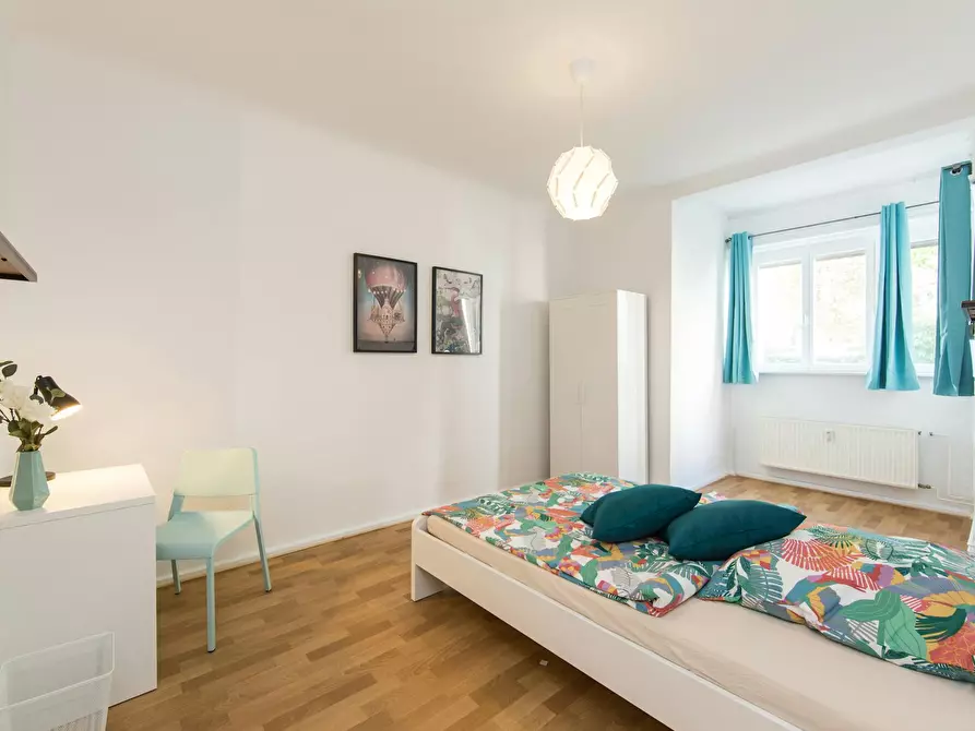 Immagine 1 di Camera in affitto  in Hainstraße a Berlin