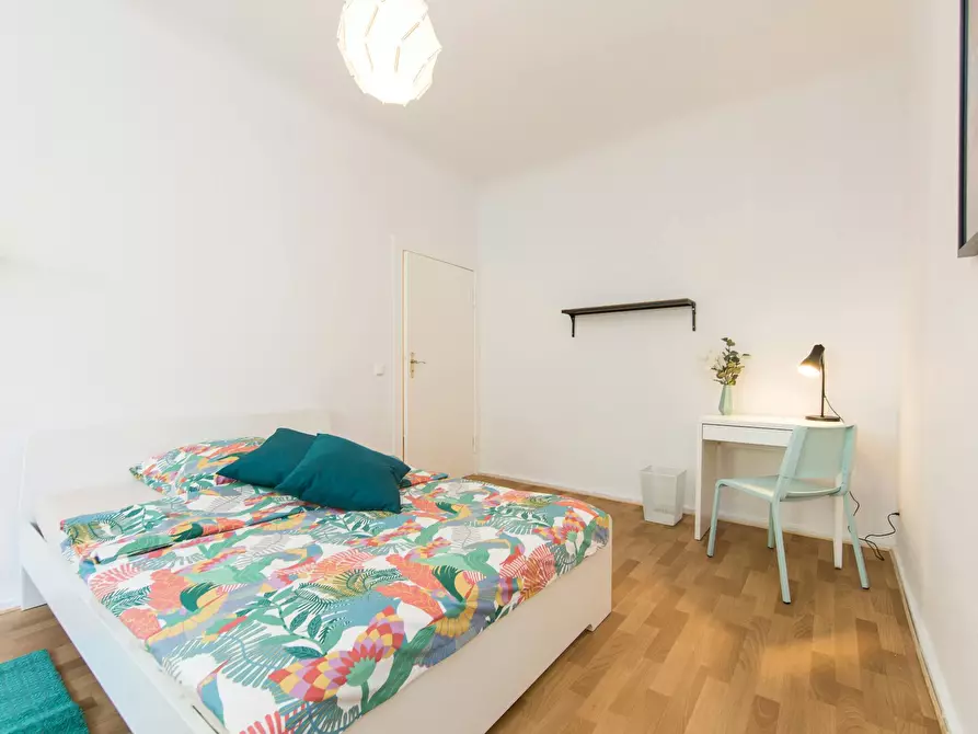Immagine 2 di Camera in affitto  in Hainstraße a Berlin