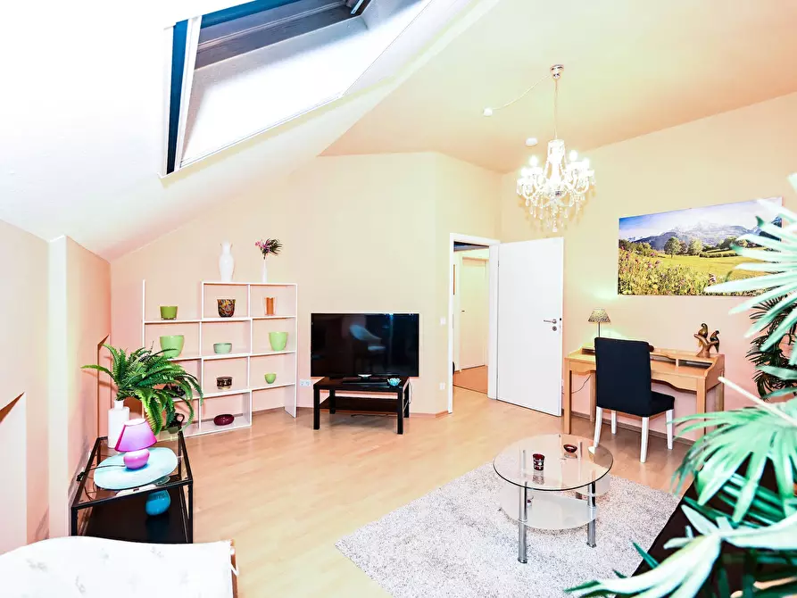 Immagine 5 di Appartamento in affitto  in Endenicher Straße a Bonn