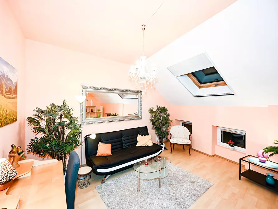 Immagine 1 di Appartamento in affitto  in Endenicher Straße a Bonn