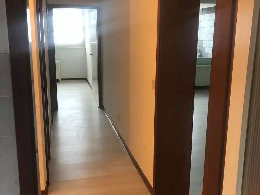 Immagine 2 di Casa indipendente in affitto  in Taubenweg a Gummersbach