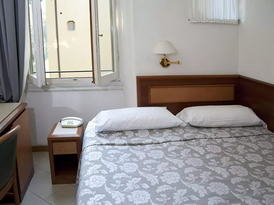 Immagine 4 di Camera in affitto  in Via Bonifacio Lupi a Firenze