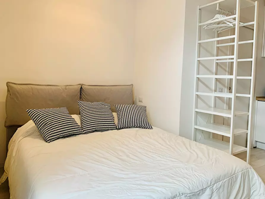 Immagine 6 di Appartamento in affitto  in Via Stromboli a Milano