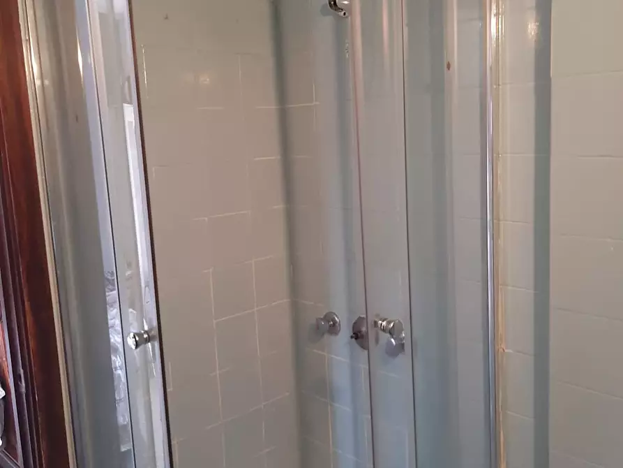 Immagine 7 di Camera in affitto  in Carrer Fuencaliente a Valencia