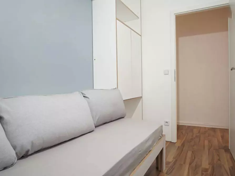 Immagine 1 di Camera in affitto  in Kiautschoustraße a Berlin