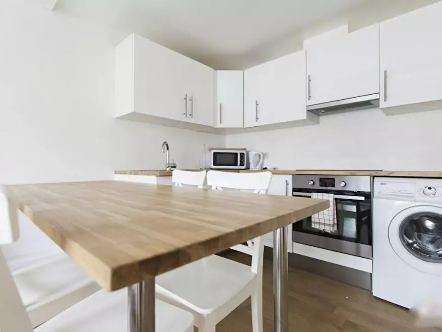 Immagine 4 di Appartamento in affitto  in Berckmansstraat a Saint-Gilles