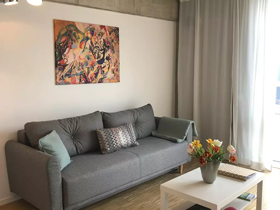 Immagine 1 di Casa indipendente in affitto  in Sudetenstraße a Höhenkirchen-Siegertsbrunn